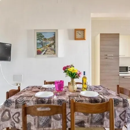 Apartment Aura *